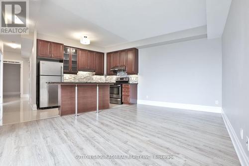 517 - 151 Upper Duke Crescent, Markham (Unionville), ON - Indoor Photo Showing Kitchen