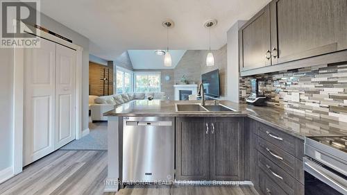 162 - 51 Trott Boulevard, Collingwood, ON - Indoor Photo Showing Kitchen With Double Sink With Upgraded Kitchen