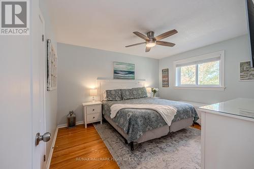 15 Pratt Road, Barrie (Wellington), ON - Indoor Photo Showing Bedroom