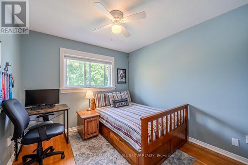 15 Pratt Road, Barrie (Wellington), ON - Indoor Photo Showing Bedroom