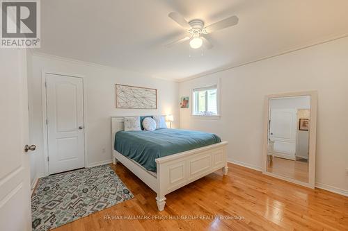 15 Pratt Road, Barrie (Wellington), ON - Indoor Photo Showing Bedroom