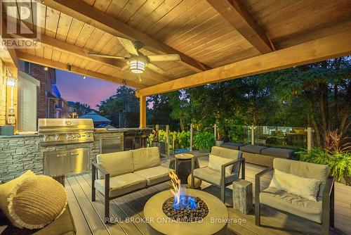 3246 Sharp Road, Burlington, ON - Outdoor With Deck Patio Veranda