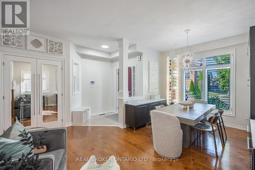 3246 Sharp Road, Burlington (Alton), ON - Indoor Photo Showing Dining Room