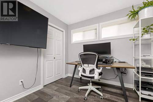 220 Elmore Drive, Halton Hills (Acton), ON - Indoor Photo Showing Office