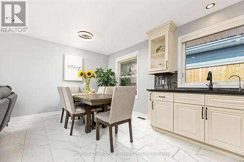 220 Elmore Drive, Halton Hills (Acton), ON - Indoor Photo Showing Dining Room