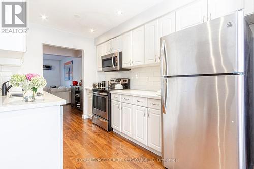 8 - 2062 Lakeshore Road W, Oakville, ON - Indoor Photo Showing Kitchen With Stainless Steel Kitchen