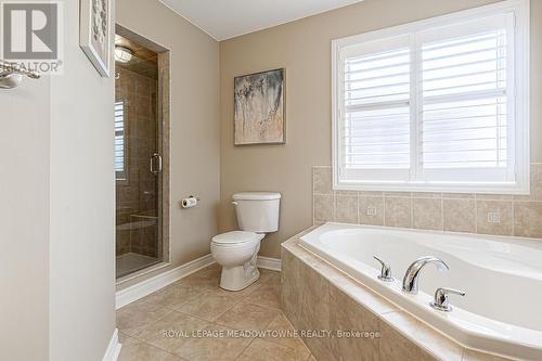 32 Tatra Crescent, Brampton, ON - Indoor Photo Showing Bathroom