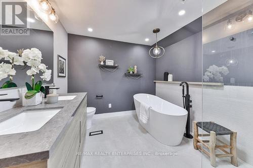 2131 Lynchmere Avenue, Mississauga (Cooksville), ON - Indoor Photo Showing Bathroom