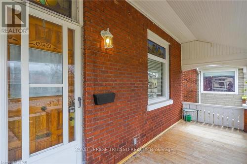 224 Waterloo Street, London, ON - Outdoor With Exterior