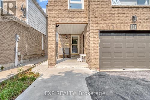 111 Morton Way, Brampton (Fletcher'S West), ON - Outdoor