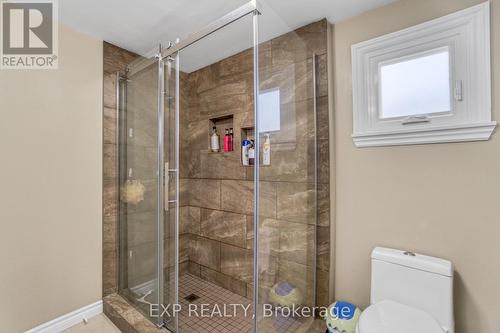 111 Morton Way, Brampton (Fletcher'S West), ON - Indoor Photo Showing Bathroom