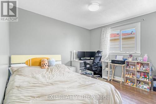 111 Morton Way, Brampton (Fletcher'S West), ON - Indoor Photo Showing Bedroom