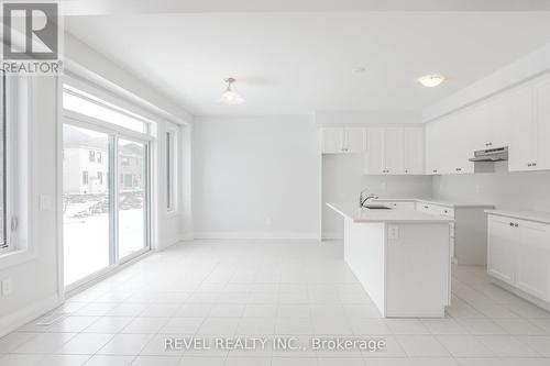 24 Mckay Avenue, Kawartha Lakes (Lindsay), ON - Indoor Photo Showing Kitchen