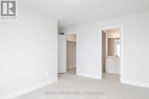 24 Mckay Avenue, Kawartha Lakes (Lindsay), ON - Indoor Photo Showing Other Room