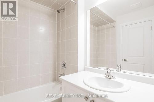 24 Mckay Avenue, Kawartha Lakes (Lindsay), ON - Indoor Photo Showing Bathroom