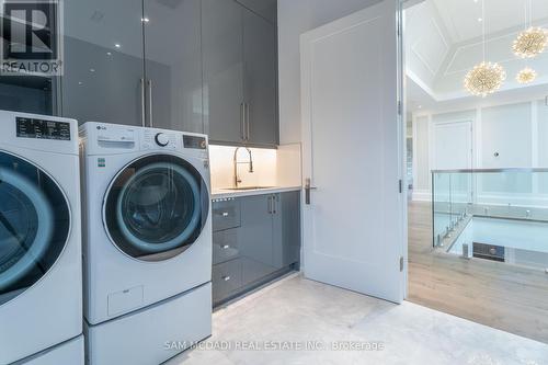 540 Bob O Link Road, Mississauga (Clarkson), ON - Indoor Photo Showing Laundry Room