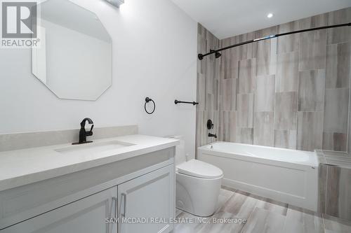 540 Bob O Link Road, Mississauga (Clarkson), ON - Indoor Photo Showing Bathroom