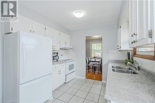 125 Brant Avenue, Guelph, ON - Indoor Photo Showing Kitchen With Double Sink