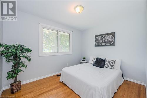 125 Brant Avenue, Guelph, ON - Indoor Photo Showing Bedroom