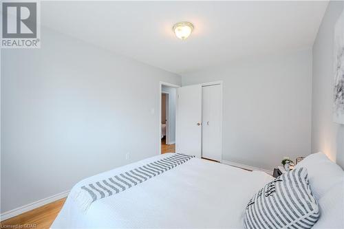 125 Brant Avenue, Guelph, ON - Indoor Photo Showing Bedroom