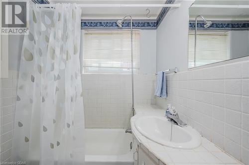 125 Brant Avenue, Guelph, ON - Indoor Photo Showing Bathroom