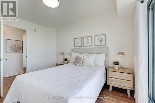 609 - 890 Sheppard Avenue W, Toronto (Bathurst Manor), ON - Indoor Photo Showing Bedroom