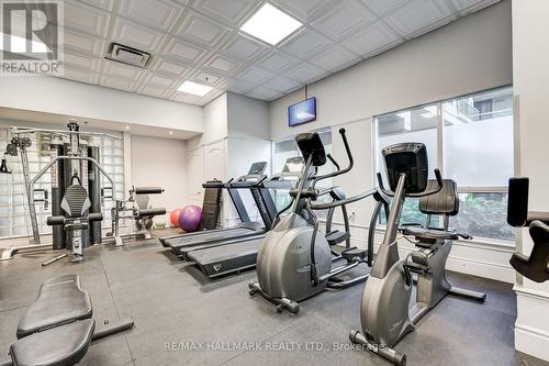 609 - 890 Sheppard Avenue W, Toronto (Bathurst Manor), ON - Indoor Photo Showing Gym Room