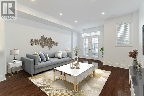 8C Clairtrell Road, Toronto (Willowdale East), ON - Indoor Photo Showing Living Room