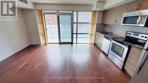 303 - 10 Willison Square, Toronto (Kensington-Chinatown), ON - Indoor Photo Showing Kitchen