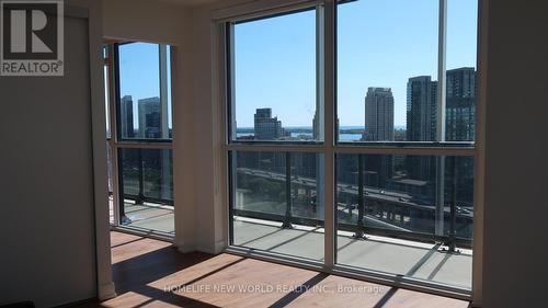 2002 - 30 Ordnance Street, Toronto (Niagara), ON - Indoor Photo Showing Other Room