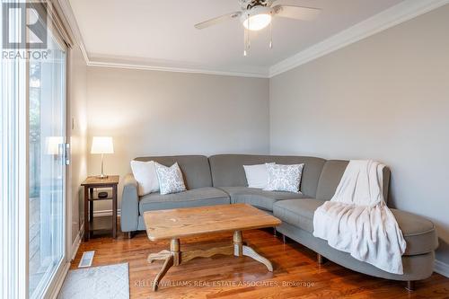 356 Delrex Boulevard, Halton Hills (Georgetown), ON - Indoor Photo Showing Living Room