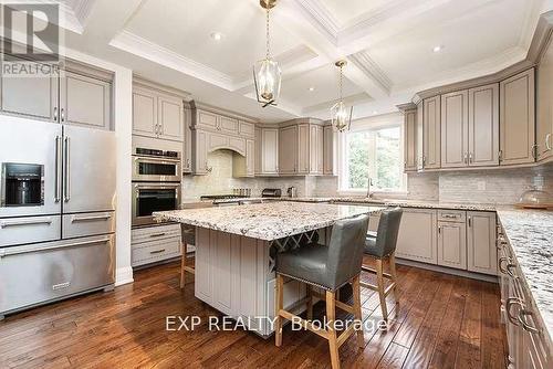 7840 Patterson Side Road, Caledon, ON - Indoor Photo Showing Kitchen With Upgraded Kitchen