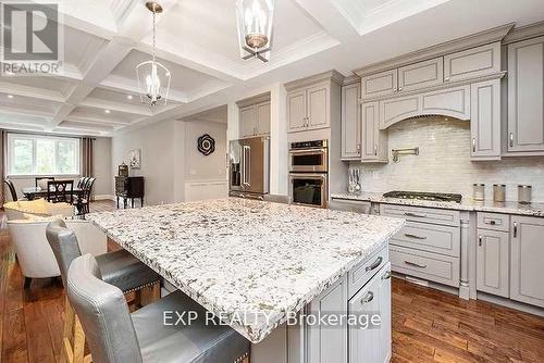 7840 Patterson Side Road, Caledon, ON - Indoor Photo Showing Kitchen With Upgraded Kitchen