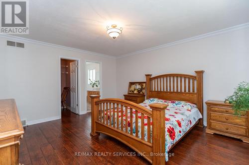 757 Guildwood Boulevard, London, ON - Indoor Photo Showing Bedroom