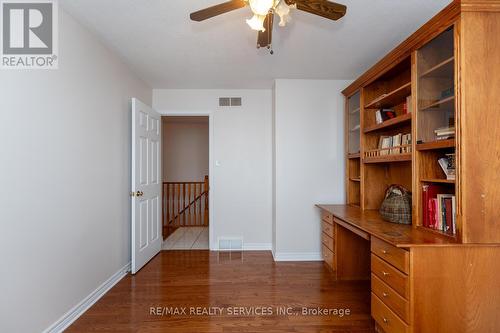 757 Guildwood Boulevard, London, ON - Indoor Photo Showing Other Room