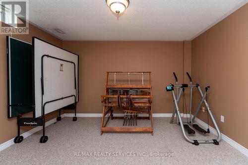 757 Guildwood Boulevard, London, ON - Indoor Photo Showing Gym Room