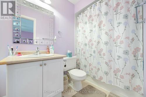 21 Summershade Street, Brampton (Vales Of Castlemore), ON - Indoor Photo Showing Bathroom