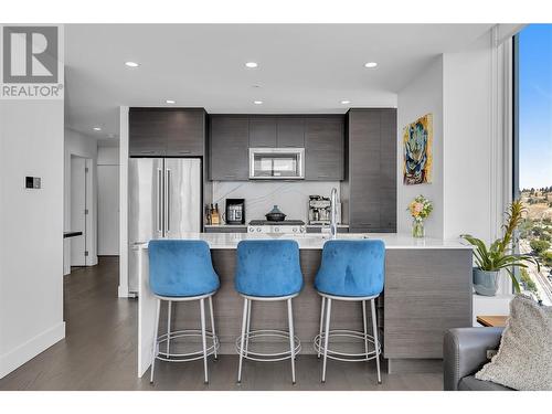 1191 Sunset Drive Unit# 2002, Kelowna, BC - Indoor Photo Showing Kitchen With Upgraded Kitchen