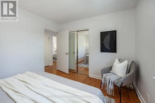 725 Eastbourne Avenue, Oshawa (Eastdale), ON - Indoor Photo Showing Bedroom