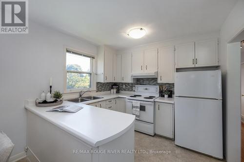 725 Eastbourne Avenue, Oshawa (Eastdale), ON - Indoor Photo Showing Kitchen With Double Sink