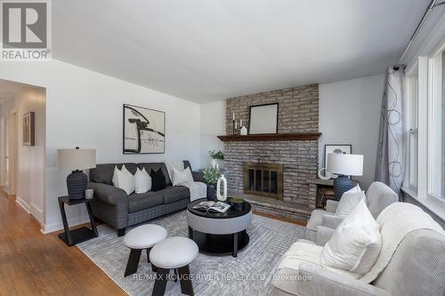 725 Eastbourne Avenue, Oshawa (Eastdale), ON - Indoor Photo Showing Living Room With Fireplace