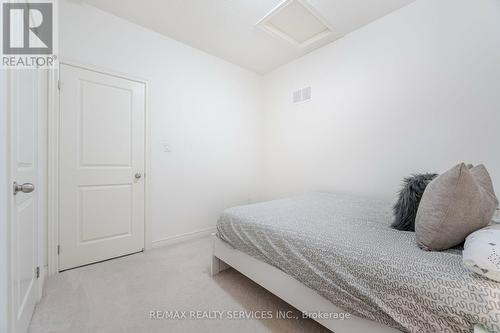 123 Adventura Road, Brampton (Northwest Brampton), ON - Indoor Photo Showing Bedroom