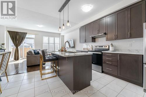 123 Adventura Road, Brampton, ON - Indoor Photo Showing Kitchen With Upgraded Kitchen