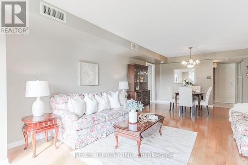 102 - 50 Rivermill Boulevard, Kawartha Lakes (Lindsay), ON - Indoor Photo Showing Living Room