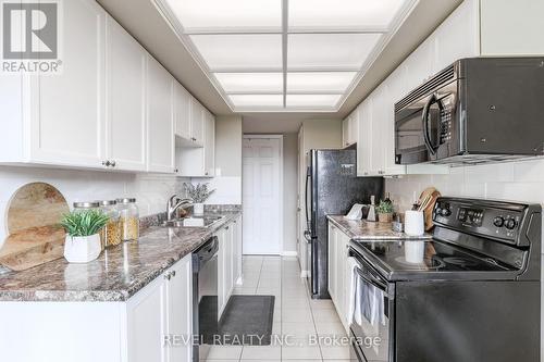 102 - 50 Rivermill Boulevard, Kawartha Lakes (Lindsay), ON - Indoor Photo Showing Kitchen