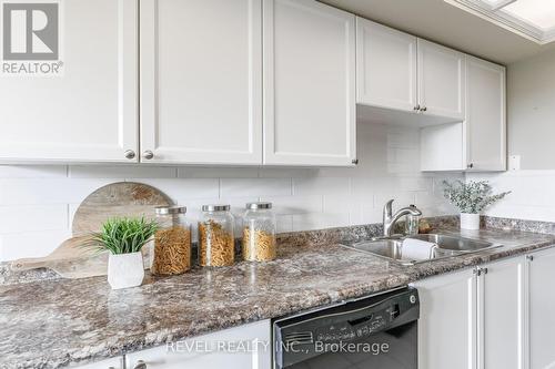 102 - 50 Rivermill Boulevard, Kawartha Lakes (Lindsay), ON - Indoor Photo Showing Kitchen With Double Sink With Upgraded Kitchen