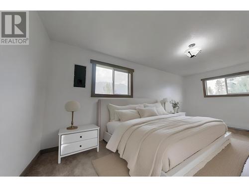 2637 24Th Street, Lister, BC - Indoor Photo Showing Bedroom