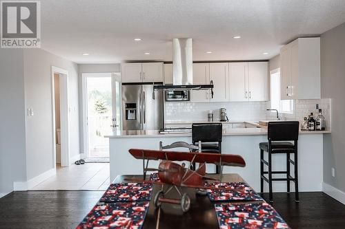 36140 Horrocks Road, Prince George, BC - Indoor Photo Showing Kitchen With Upgraded Kitchen