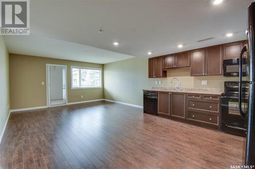 5106 110 Willis Crescent, Saskatoon, SK - Indoor Photo Showing Kitchen