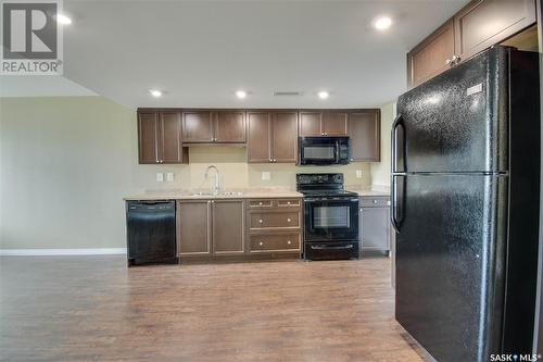 5106 110 Willis Crescent, Saskatoon, SK - Indoor Photo Showing Kitchen